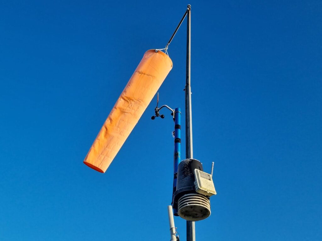 windsock at vowhgc new years eve e1767219658239