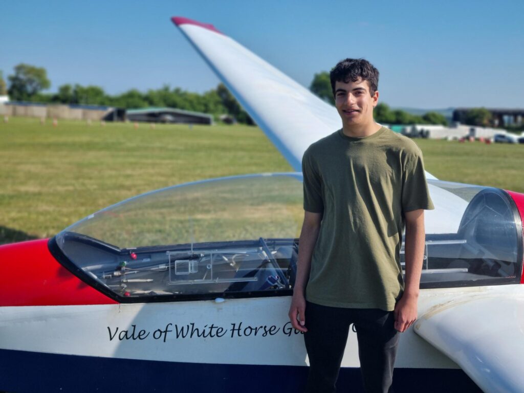 marco vourla nunez first glider solo flight 1 e1747518183187